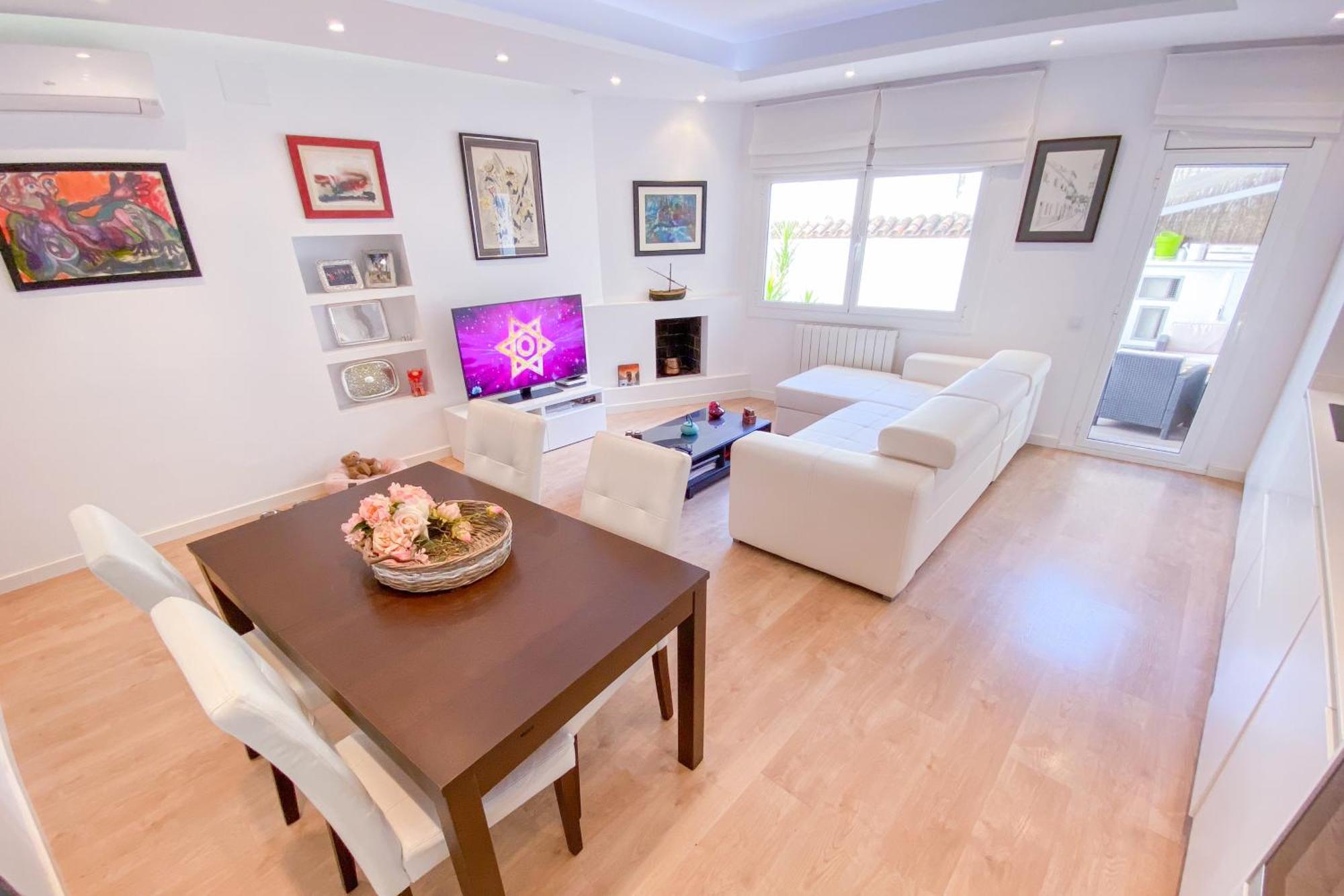 Anna & Thomas - Sitges Center Apt ภายนอก รูปภาพ